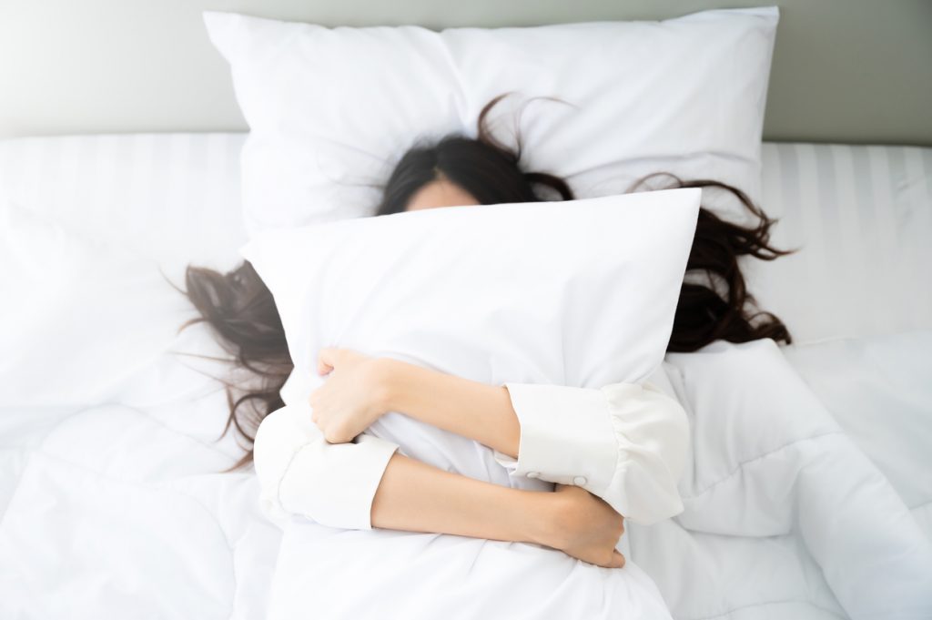抱き枕でストレス軽減？抱き枕が持つすごい効果を解説