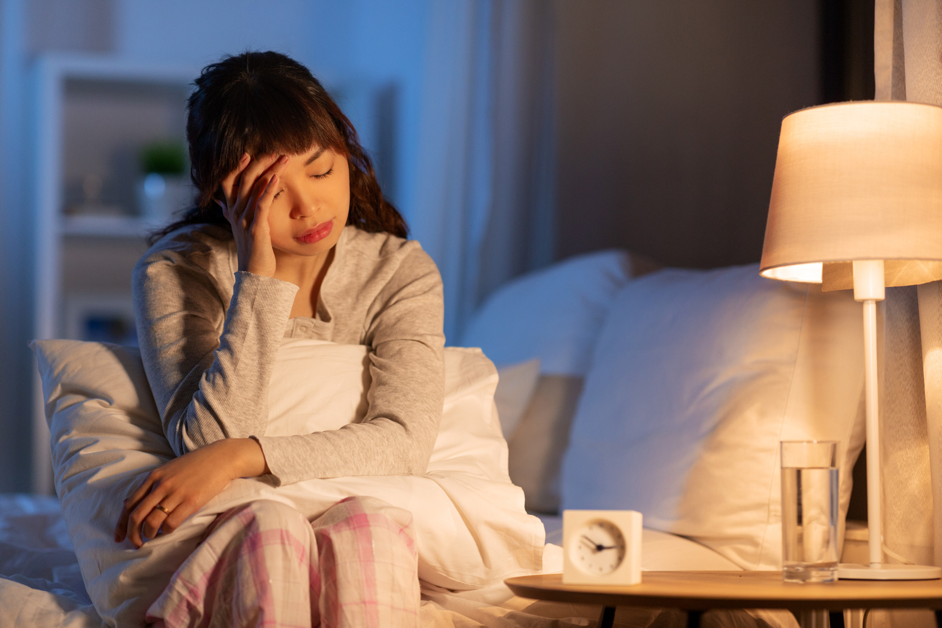 夜中 気持ち 悪く て 目 が 覚める