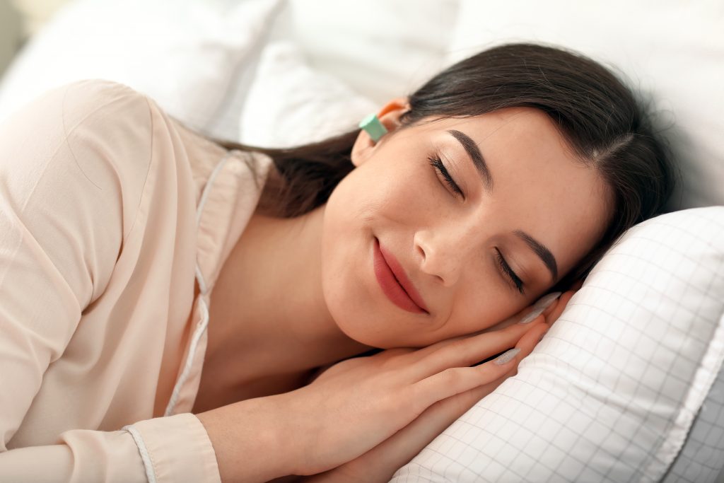 耳栓着用の睡眠って効果があるの？注意点や選び方を紹介！